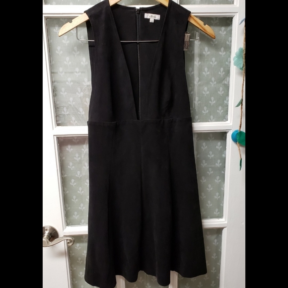 Aritzia Wilfred Vegan Suede Dress - Picture 3 of 10